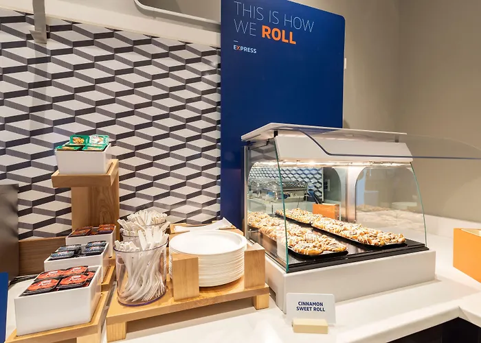 Holiday Inn Express Holland By Ihg